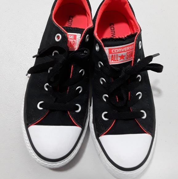 converse boys size 1
